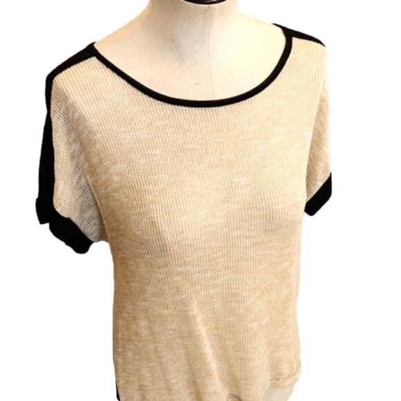 Nwt Womens Iris Design Gold & Black sheer sparkly top size Medium. - Picture 4 of 11